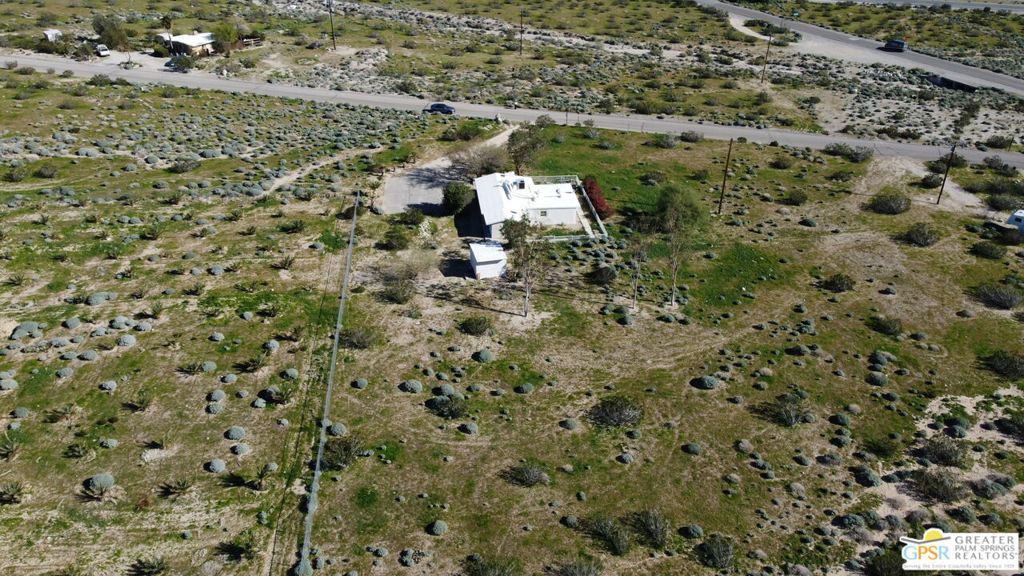 Image 11 of property listing at 14701 Old Morongo Road, Whitewater, CA 92282