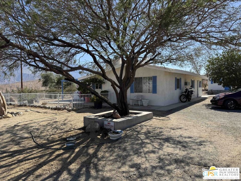 Image 3 of property listing at 14701 Old Morongo Road, Whitewater, CA 92282