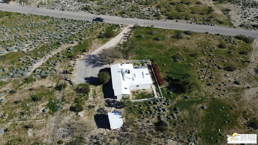 Image 5 of property listing at 14701 Old Morongo Road, Whitewater, CA 92282