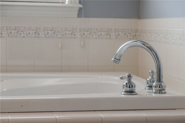 1406 Avery Place, Siloam Springs, AR 72761