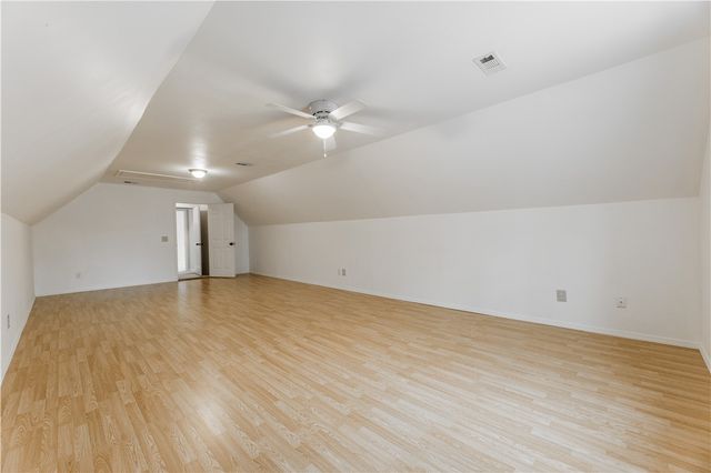 1406 Avery Place, Siloam Springs, AR 72761