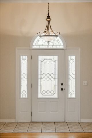 1406 Avery Place, Siloam Springs, AR 72761