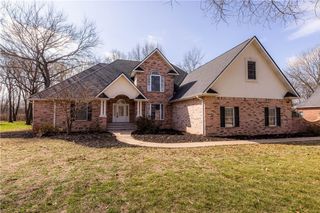 1406 Avery Place, Siloam Springs, AR 72761