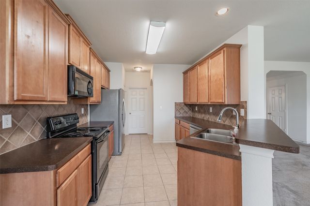 600 Beeman Drive, Arlington, TX 76002