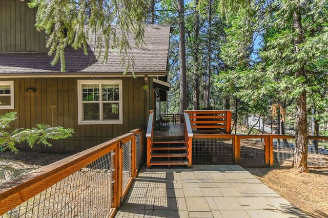 18190 N Meadow Dr, Pioneer, CA 95666