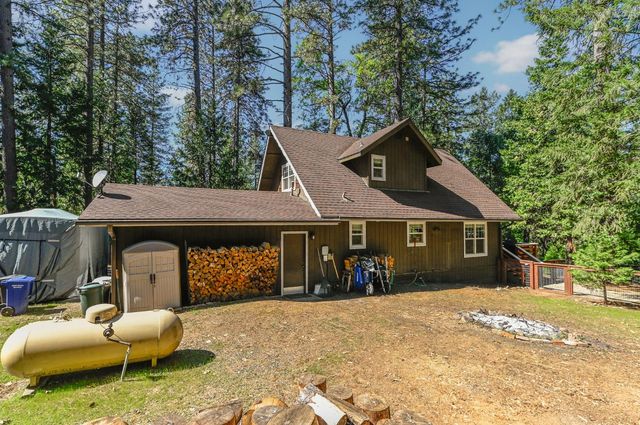 18190 N Meadow Dr, Pioneer, CA 95666