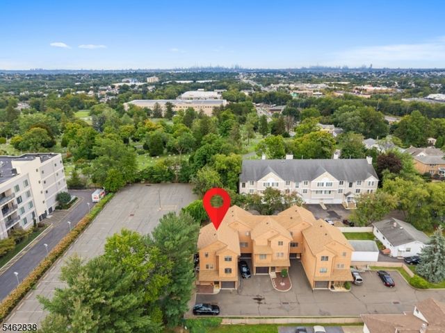 140 Allwood Rd E, Clifton City, NJ 07014