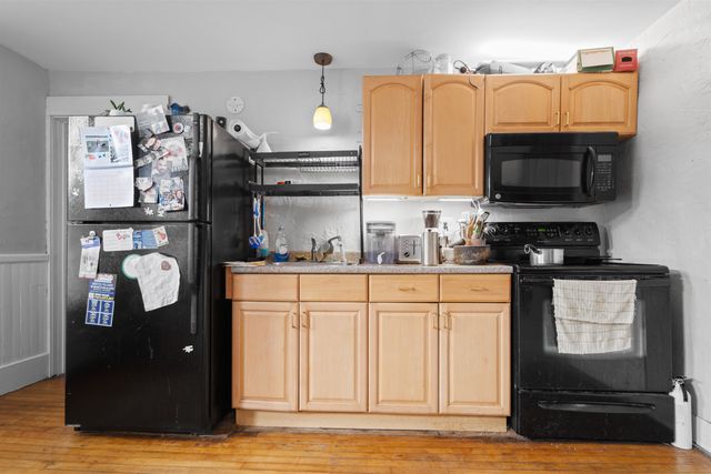 7 Saint John Street, Dover, NH 03820