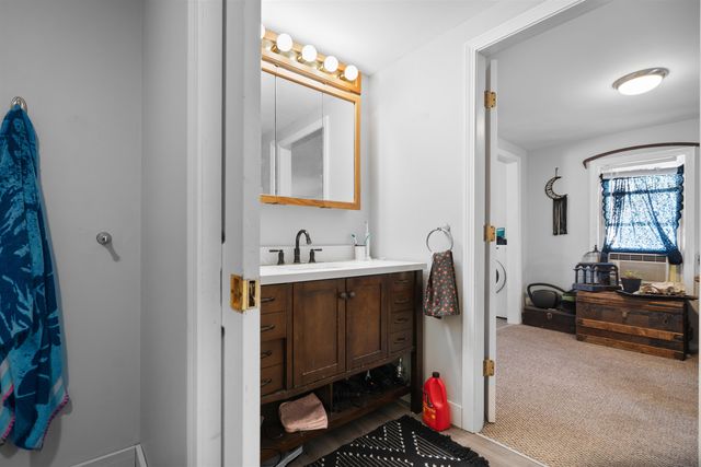 7 Saint John Street, Dover, NH 03820