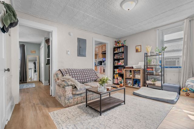 7 Saint John Street, Dover, NH 03820