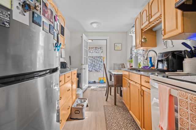 7 Saint John Street, Dover, NH 03820