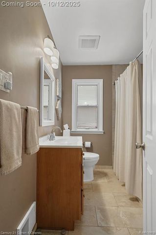 3152 Parker Drive, Royal Oak, MI 48073