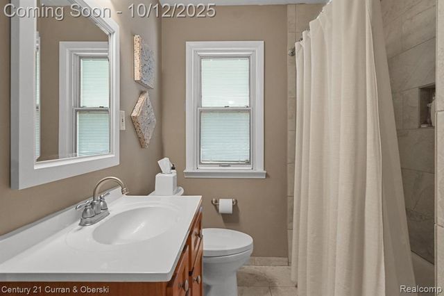 3152 Parker Drive, Royal Oak, MI 48073