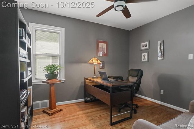 3152 Parker Drive, Royal Oak, MI 48073