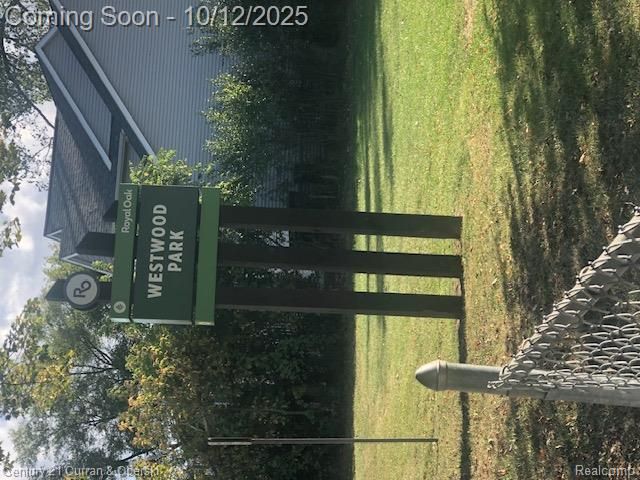 3152 Parker Drive, Royal Oak, MI 48073