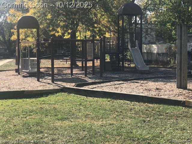 3152 Parker Drive, Royal Oak, MI 48073