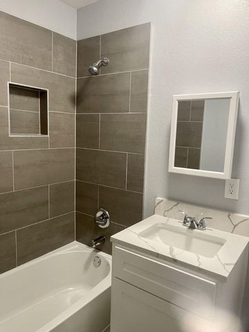 9898 Arbor Oak, Willis, TX 77318