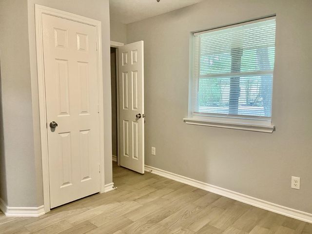 9898 Arbor Oak, Willis, TX 77318