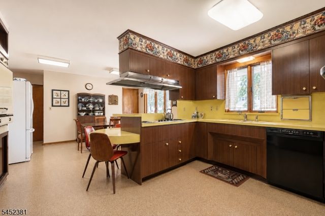 181 Princeton Ave, Rahway City, NJ 07065