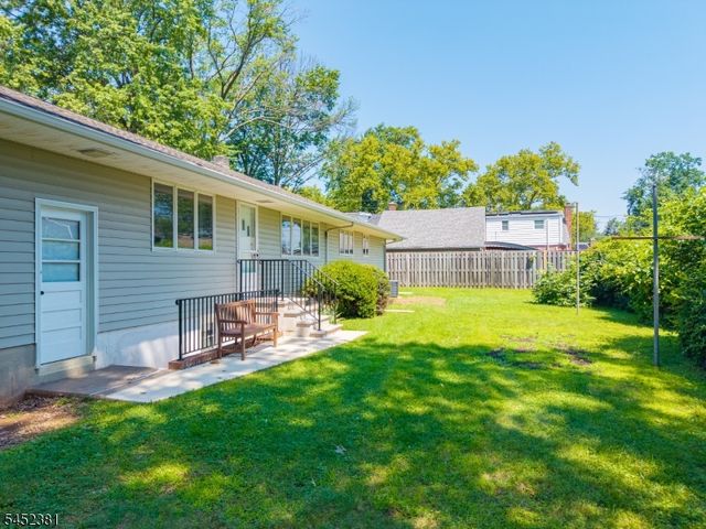 181 Princeton Ave, Rahway City, NJ 07065