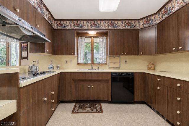 181 Princeton Ave, Rahway City, NJ 07065