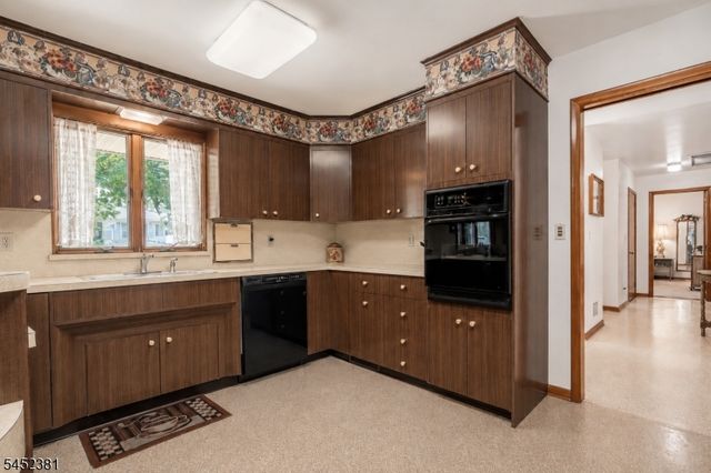 181 Princeton Ave, Rahway City, NJ 07065