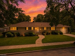 181 Princeton Ave, Rahway City, NJ 07065