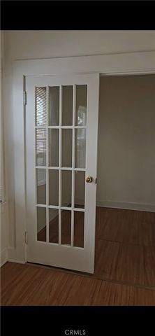 551 W 10th 10, Long Beach, CA 90813