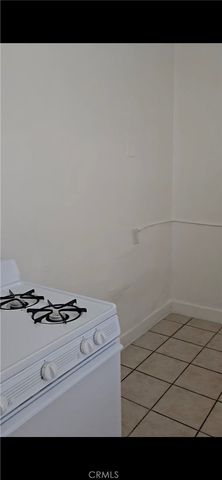 551 W 10th 10, Long Beach, CA 90813