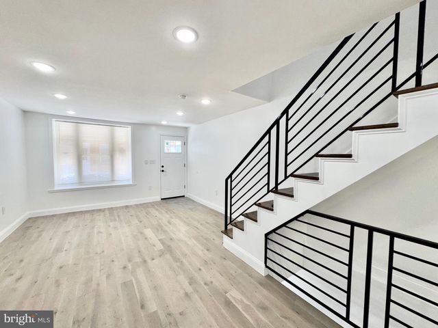 915 CANTRELL ST, Philadelphia, PA 19148