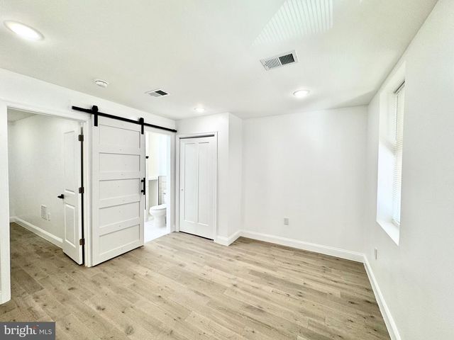 915 CANTRELL ST, Philadelphia, PA 19148