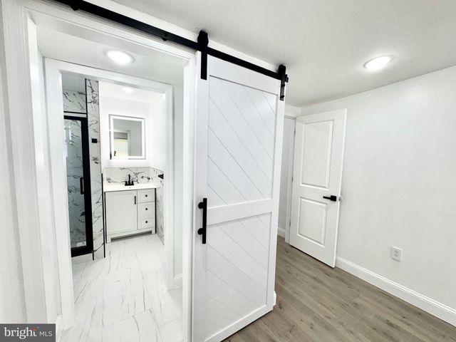 915 CANTRELL ST, Philadelphia, PA 19148