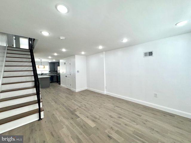 915 CANTRELL ST, Philadelphia, PA 19148
