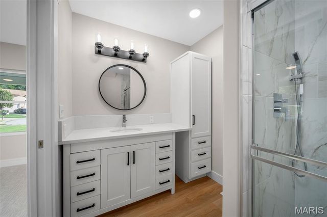 14 Bayside Court, Lake St Louis, MO 63367