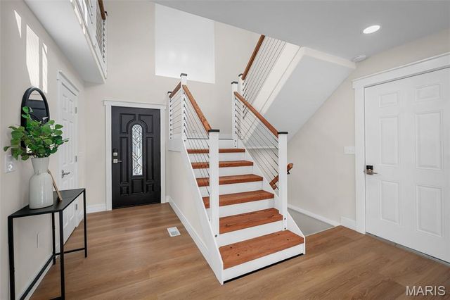 14 Bayside Court, Lake St Louis, MO 63367