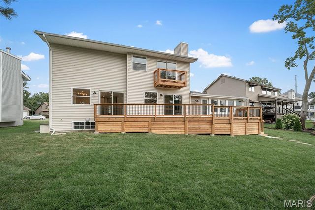14 Bayside Court, Lake St Louis, MO 63367
