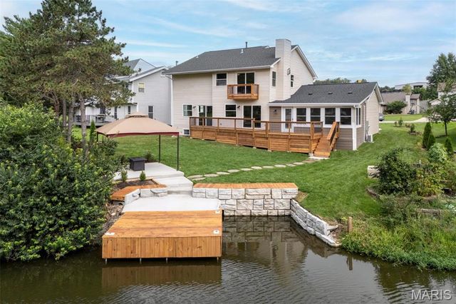 14 Bayside Court, Lake St Louis, MO 63367