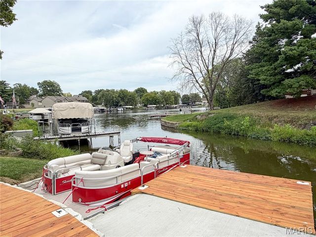 14 Bayside Court, Lake St Louis, MO 63367