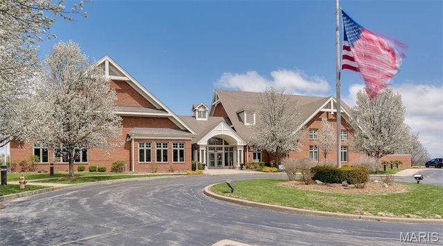 14 Bayside Court, Lake St Louis, MO 63367