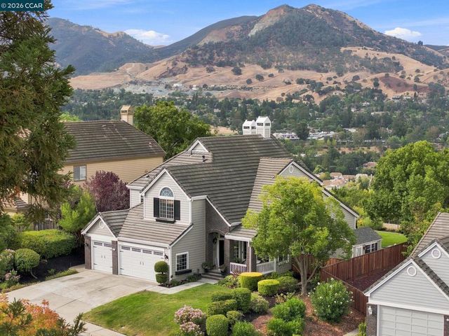 308 Ahwanee Lane, Clayton, CA 94517