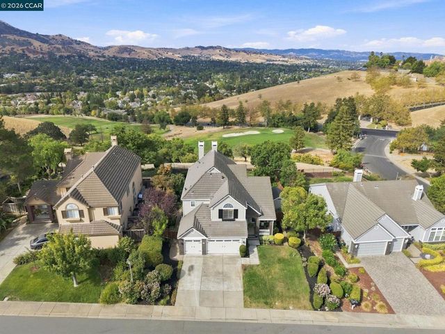 308 Ahwanee Lane, Clayton, CA 94517