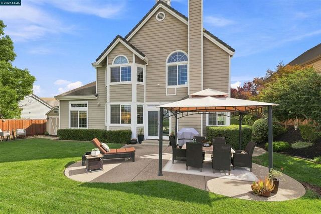 308 Ahwanee Lane, Clayton, CA 94517