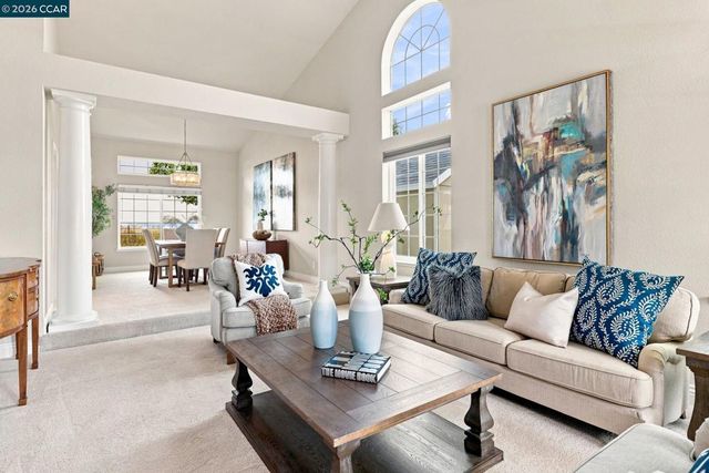 308 Ahwanee Lane, Clayton, CA 94517