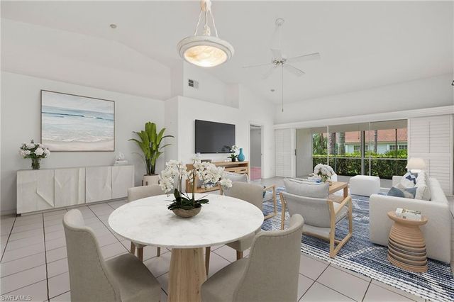 347 MELROSE PL # 19, Naples, FL 34104