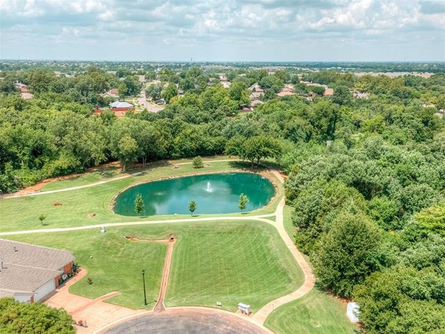 509 S Santa Fe Avenue 152, Edmond, OK 73003
