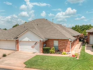 509 S Santa Fe Avenue 152, Edmond, OK 73003