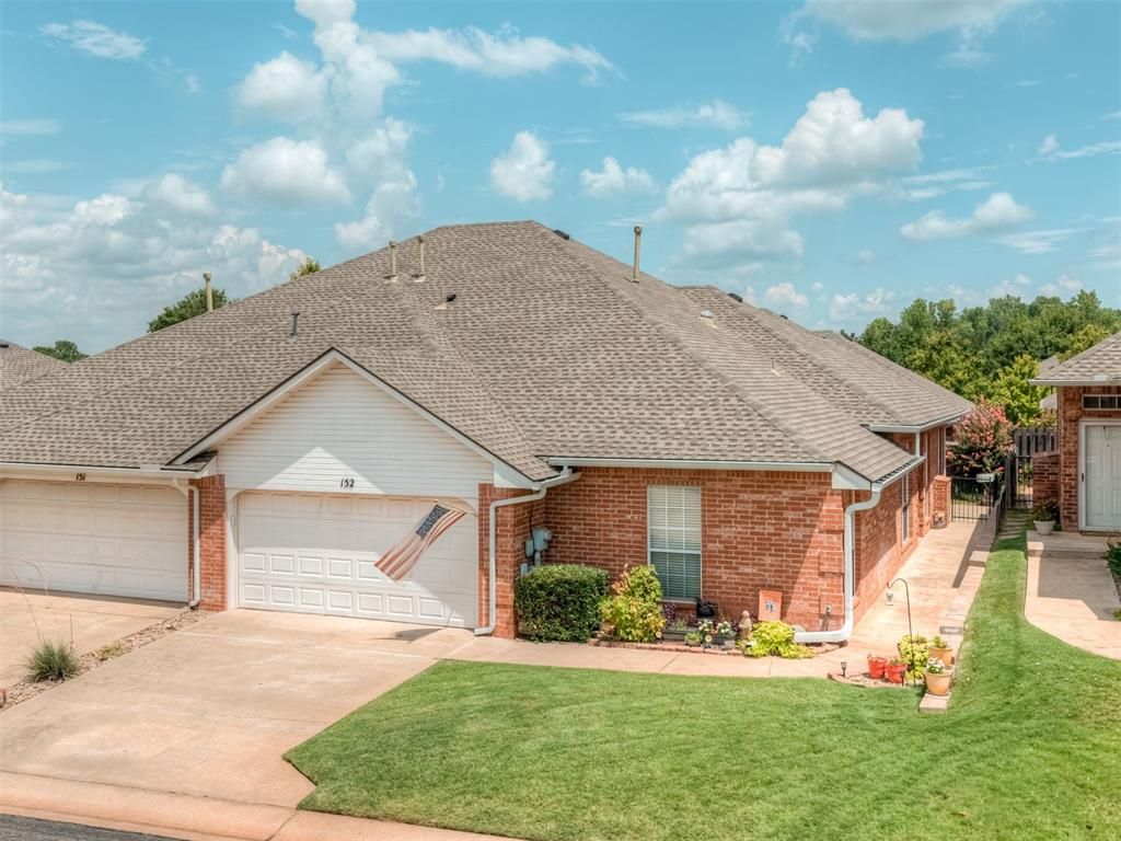 509 S Santa Fe Avenue 152, Edmond, OK 73003
