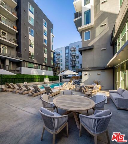 1120 W 6th Street 2146, Los Angeles, CA 90017