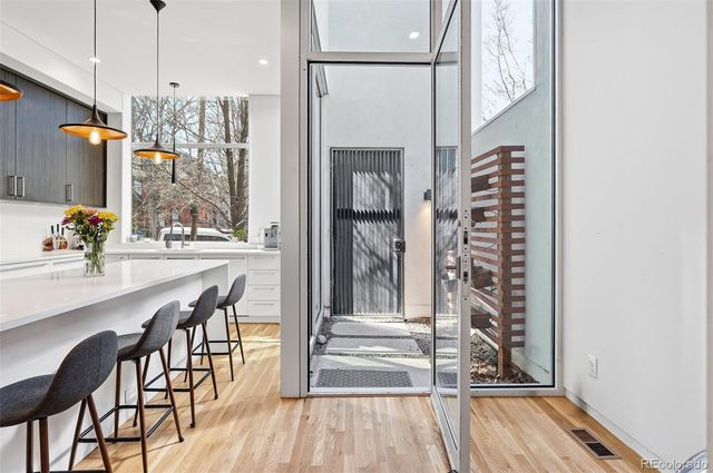 2516 N Clarkson Street, Denver, CO 80205