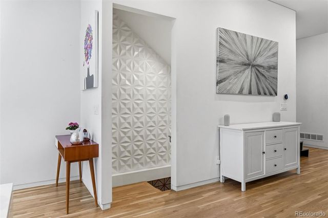 2516 N Clarkson Street, Denver, CO 80205